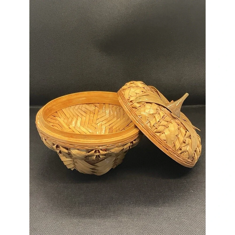 Acorn Shaped Brown Woven Wicker Basket w/ Lid Autumn Fall Thanksgiving 5.5”